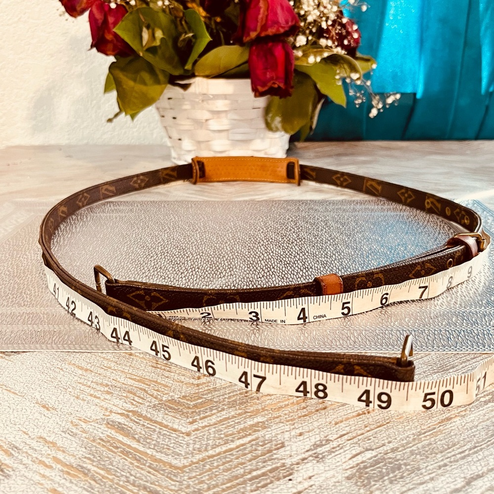 Louis Vuitton Strap Unversal Ajustabile size.
The price Is For 1 strap only!! - Picture 7 of 16